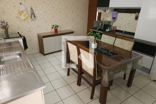 Cozinha de casa à venda com 2 quartos, 159m² em Vila Arapua, São Paulo