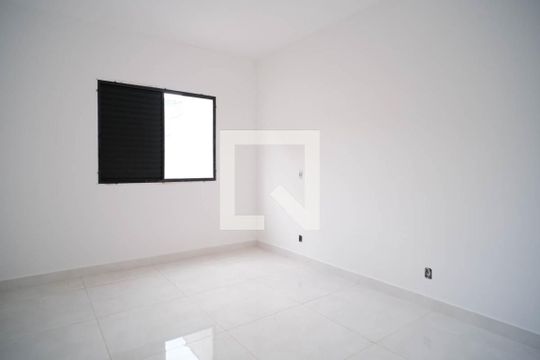 Suíte 2 de casa à venda com 2 quartos, 79m² em Vila Uniao (zona Leste), São Paulo