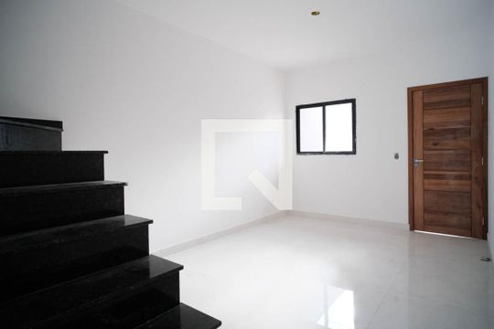 Sala de casa à venda com 2 quartos, 79m² em Vila Uniao (zona Leste), São Paulo
