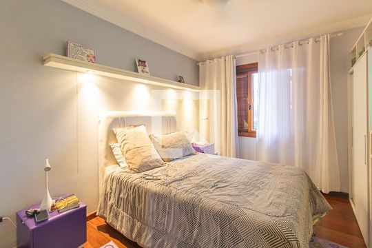 Quarto 2 de casa de condomínio à venda com 3 quartos, 382m² em Cristal, Porto Alegre