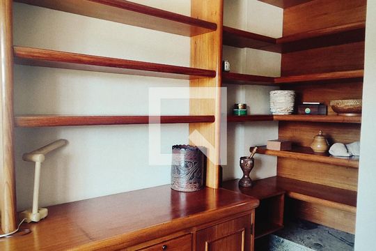 Escritório de casa à venda com 2 quartos, 1850m² em Nossa Senhora do Carmo, Contagem