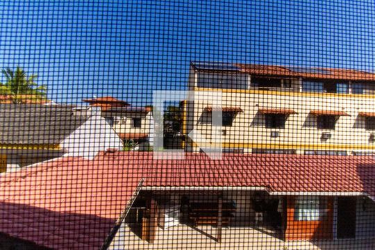Vista de casa à venda com 3 quartos, 490m² em Camboinhas, Niterói