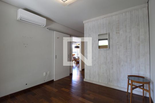 Suíte de apartamento à venda com 1 quarto, 109m² em Vila Nova Conceição, São Paulo