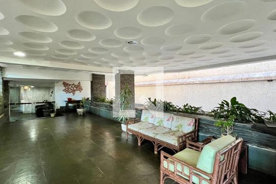 Hall de entrada de apartamento à venda com 4 quartos, 380m² em Santa Lúcia, Belo Horizonte