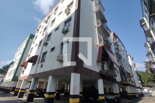 Fachada do bloco de apartamento à venda com 3 quartos, 69m² em Jacarepaguá, Rio de Janeiro