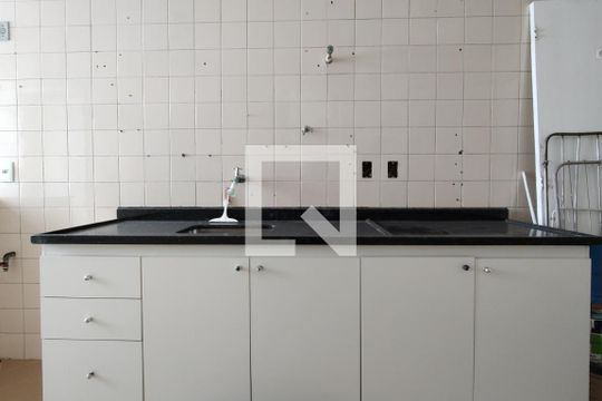 Cozinha  de apartamento à venda com 3 quartos, 69m² em Jacarepaguá, Rio de Janeiro
