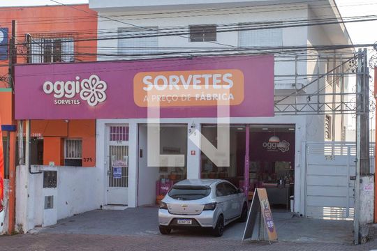 Fachada de apartamento para alugar com 2 quartos, 46m² em Canhema, Diadema