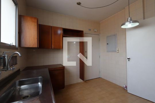 Cozinha de apartamento à venda com 3 quartos, 110m² em Vila Mariana, São Paulo