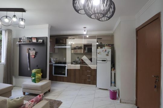 Sala de apartamento à venda com 2 quartos, 50m² em Olaria, Canoas