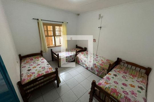 Casa à venda com 4 quartos, 400m² em Santa Terezinha, Santo André