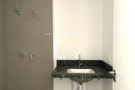 Banheiro de apartamento à venda com 1 quarto, 31m² em Vila Mariana, São Paulo