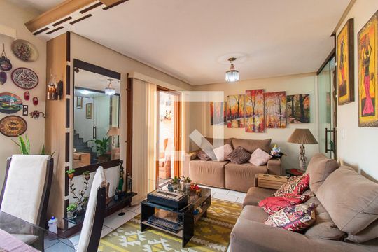 Sala de casa de condomínio à venda com 3 quartos, 197m² em Tristeza, Porto Alegre