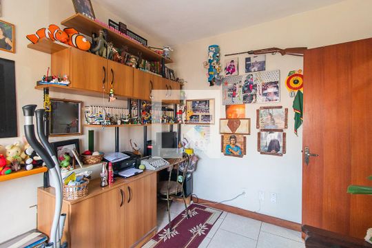 Quarto 1 de casa de condomínio à venda com 3 quartos, 197m² em Tristeza, Porto Alegre