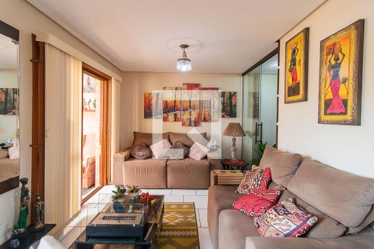 Sala de casa de condomínio à venda com 3 quartos, 197m² em Tristeza, Porto Alegre