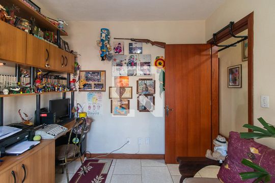 Quarto 1 de casa de condomínio à venda com 3 quartos, 197m² em Tristeza, Porto Alegre