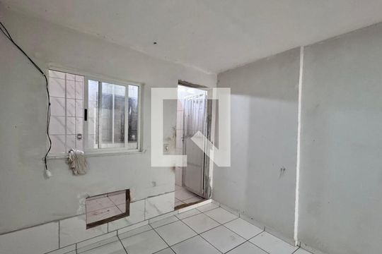 Quarto de casa à venda com 1 quarto, 30m² em Vargem Grande, Rio de Janeiro