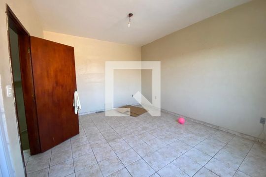 Quarto de apartamento para alugar com 2 quartos, 170m² em Pilares, Rio de Janeiro