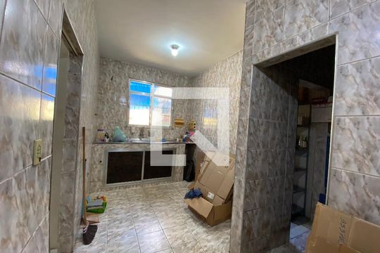 Cozinha de apartamento para alugar com 2 quartos, 170m² em Pilares, Rio de Janeiro