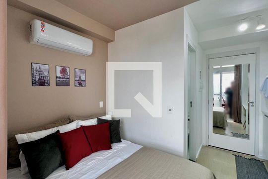 Apartamento à venda com 1 quarto, 20m² em Jardim Aeroporto, São Paulo