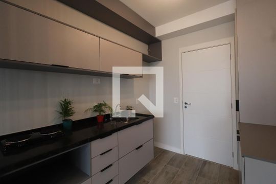Cozinha de kitnet/studio para alugar com 1 quarto, 27m² em Vila Matilde, São Paulo