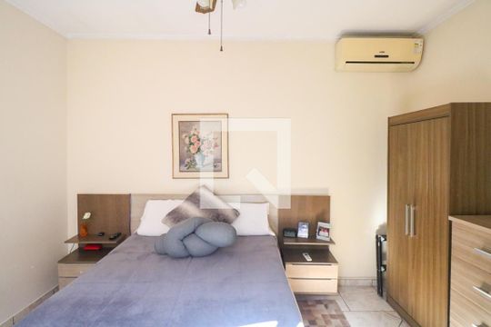 Suíte de casa à venda com 2 quartos, 177m² em Nova Gerti, São Caetano do Sul
