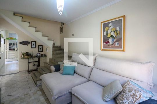 Sala de casa à venda com 2 quartos, 177m² em Nova Gerti, São Caetano do Sul