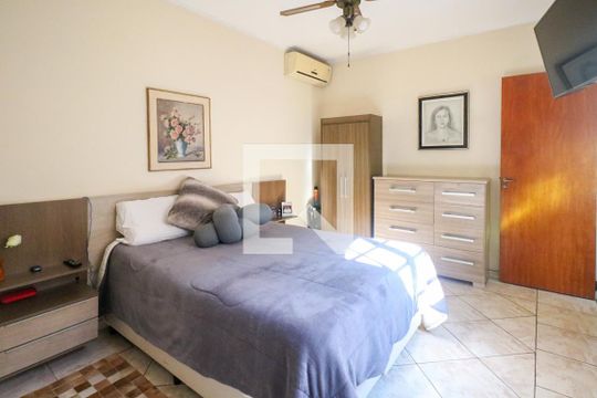 Suíte de casa à venda com 2 quartos, 177m² em Nova Gerti, São Caetano do Sul