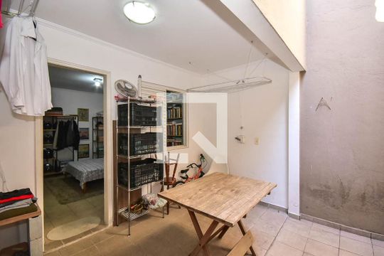Quintal de casa de condomínio à venda com 3 quartos, 100m² em Parque Reboucas, São Paulo