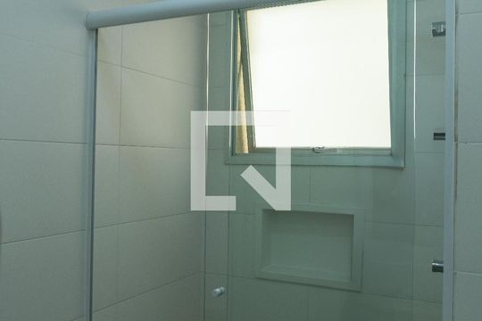 Banheiro da Suíte de apartamento para alugar com 3 quartos, 78m² em Centro, Jacareí