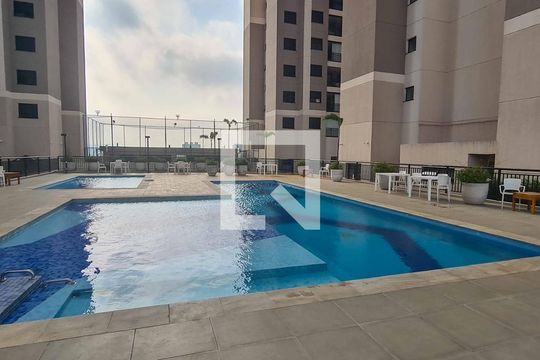 Área comum - Piscina de apartamento para alugar com 2 quartos, 48m² em Padroeira, Osasco