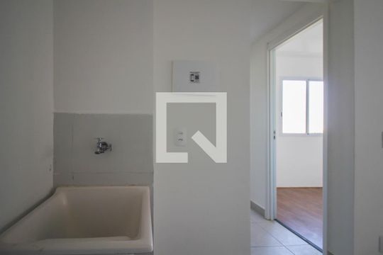 Area de Serviço  de apartamento à venda com 2 quartos, 33m² em Parque Novo Mundo, São Paulo