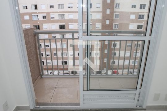 Sala de apartamento à venda com 2 quartos, 37m² em Lapa de Baixo, São Paulo