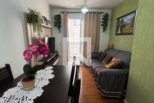 Sala de apartamento para alugar com 2 quartos, 54m² em Jardim das Bandeiras, Campinas