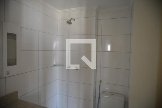 Banheiro Social de apartamento à venda com 2 quartos, 67m² em Vila Valparaíso, Santo André