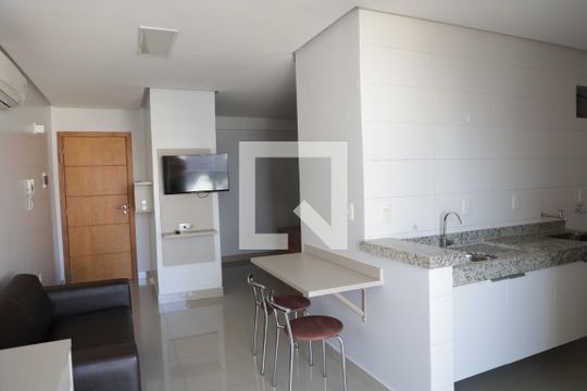 Sala de kitnet/studio para alugar com 1 quarto, 60m² em Setor Bueno, Goiânia