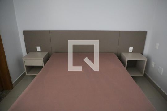 Quarto 1 de apartamento para alugar com 1 quarto, 60m² em Setor Bueno, Goiânia