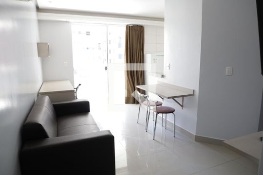 Sala de apartamento para alugar com 1 quarto, 60m² em Setor Bueno, Goiânia