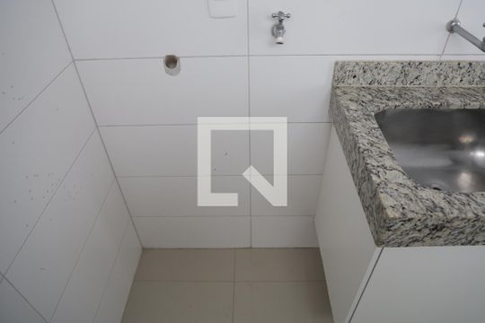 Cozinha de apartamento para alugar com 1 quarto, 60m² em Setor Bueno, Goiânia