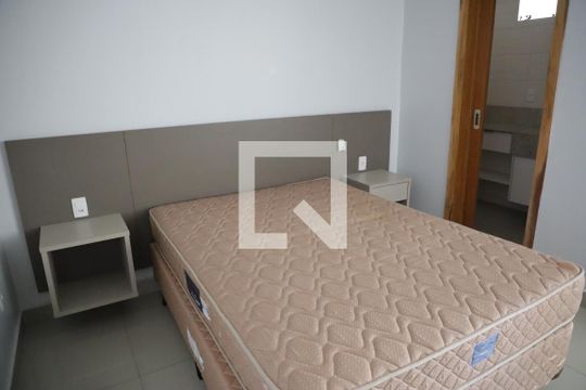 Suíte de apartamento para alugar com 1 quarto, 60m² em Setor Bueno, Goiânia