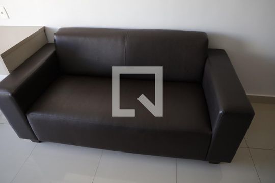 Sala de apartamento para alugar com 1 quarto, 60m² em Setor Bueno, Goiânia