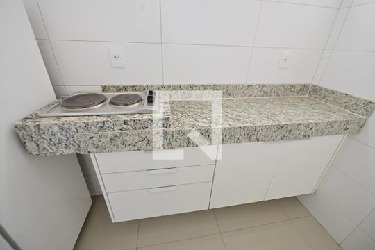 Cozinha de kitnet/studio para alugar com 1 quarto, 60m² em Setor Bueno, Goiânia