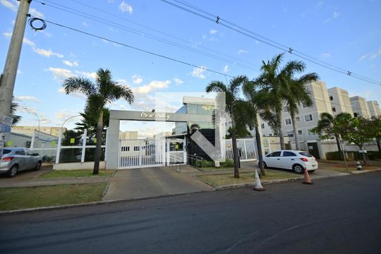 Fachada de apartamento para alugar com 2 quartos, 48m² em Setor Perim, Goiânia