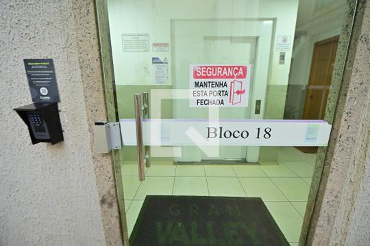 Área comum de apartamento para alugar com 2 quartos, 48m² em Setor Perim, Goiânia