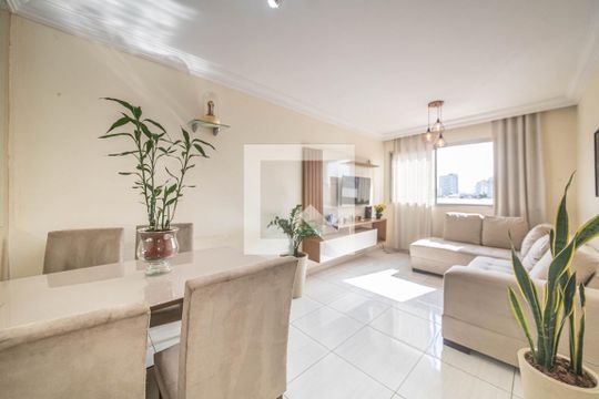 Sala de apartamento à venda com 2 quartos, 64m² em Vila Babilonia, São Paulo
