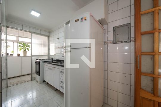 Cozinha de apartamento à venda com 2 quartos, 64m² em Vila Babilonia, São Paulo