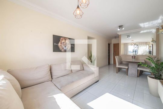 Sala de apartamento à venda com 2 quartos, 64m² em Vila Babilonia, São Paulo