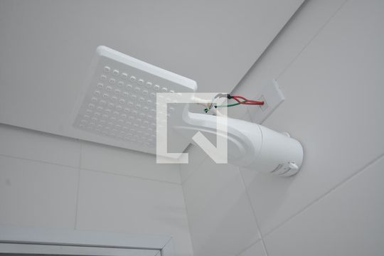 Banheiro de apartamento à venda com 2 quartos, 62m² em Vila Medeiros, São Paulo