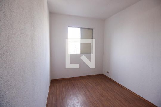 Quarto 1 de apartamento para alugar com 2 quartos, 56m² em Parque Santos Dumont, Taboão da Serra