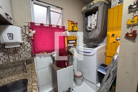 Cozinha de apartamento para alugar com 2 quartos, 55m² em Campina, São Leopoldo