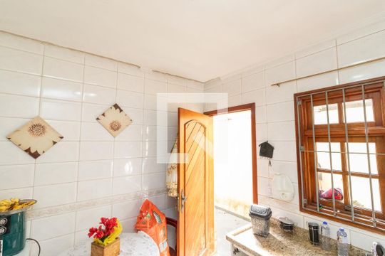 Cozinha de casa à venda com 2 quartos, 100m² em Vila Mesquita, São Paulo